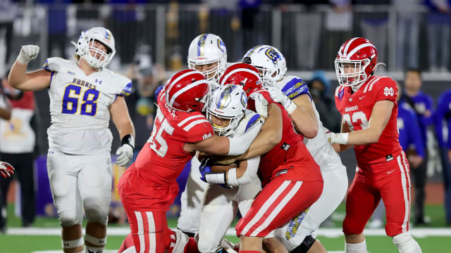 CIF-State-Open-football-championship-Mater-Dei-vs.-Serra-San-Mateo.-Photo-Joe-Bergman-039
